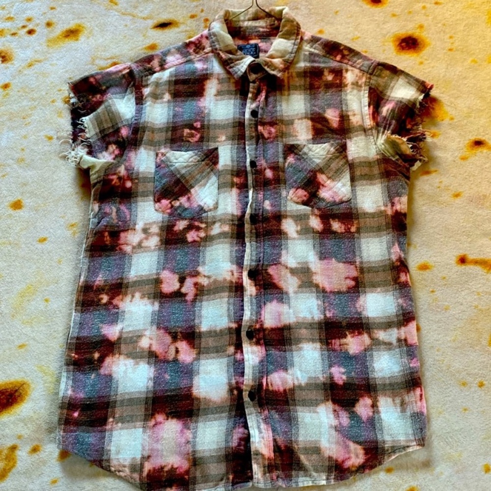 Men's Distressed Plaid Button-Down Shirt